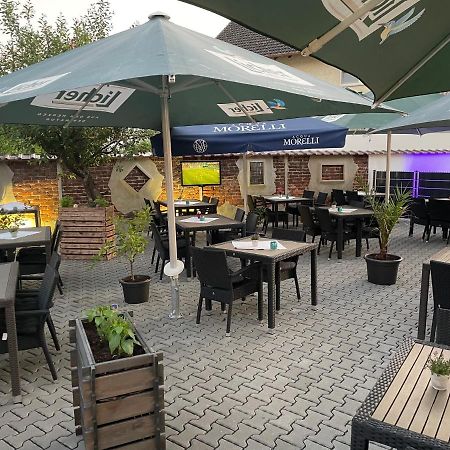 Hotel Anker Linden  Екстериор снимка